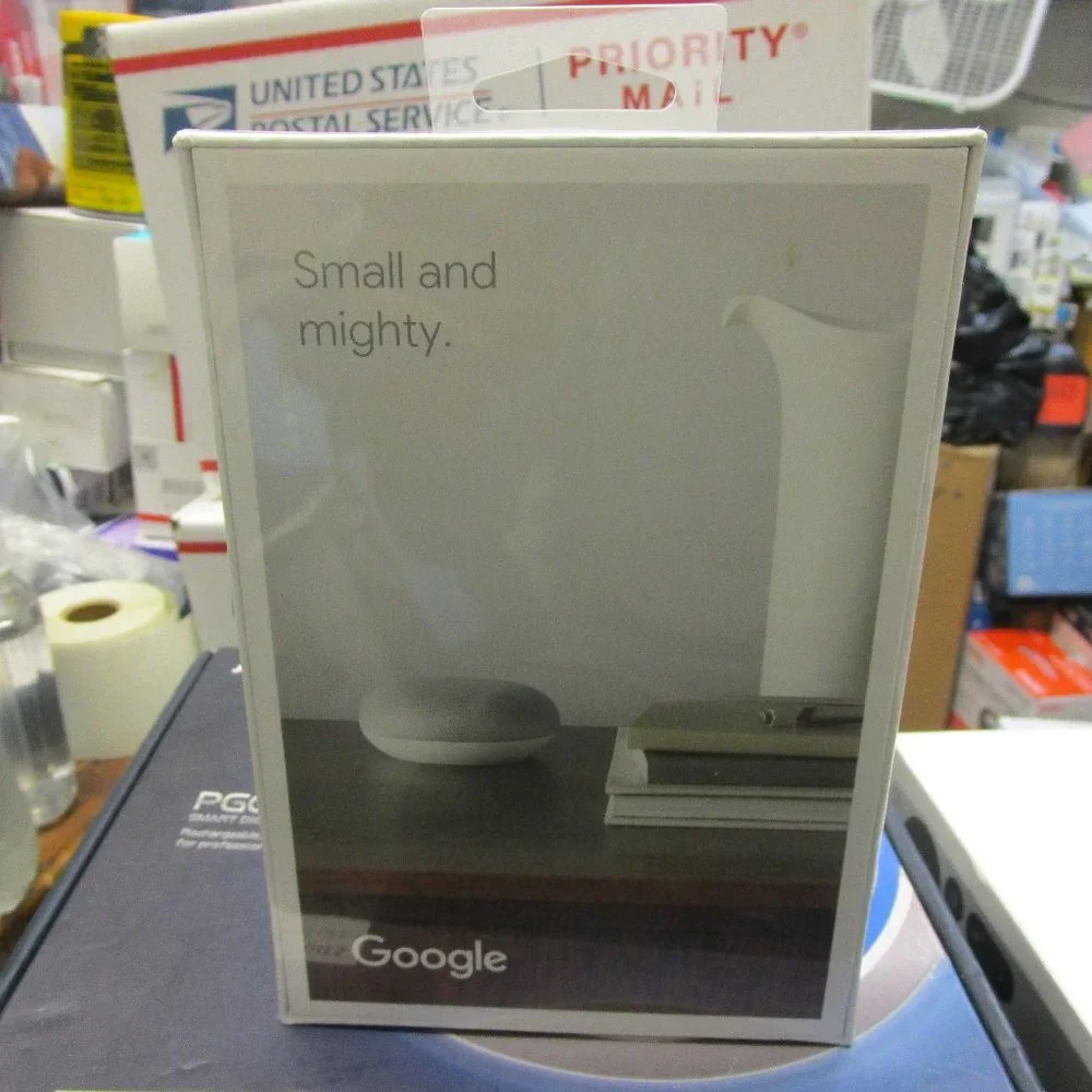Google Nest Mini (2nd Generation) Smart Speaker - Chalk